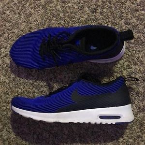 Nike Thea Shoes worn only a few times